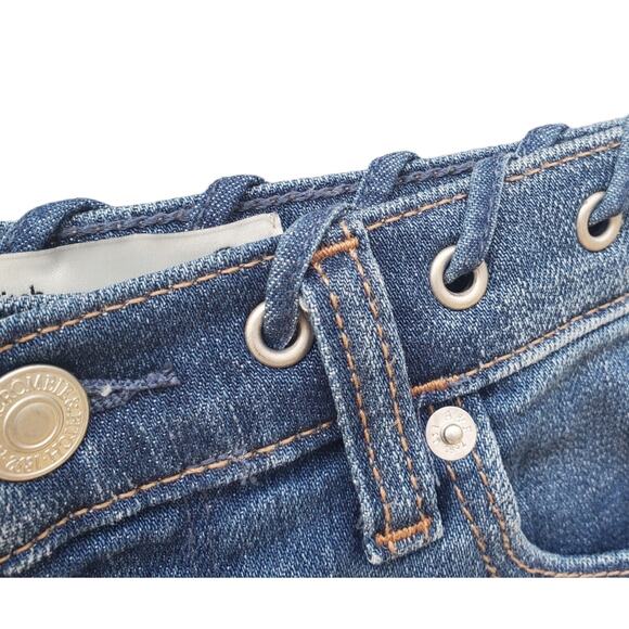 Abercrombie & Fitch High Rise Short Lace Detail w/ Grommets Women's Size 2 - Picture 4 of 16